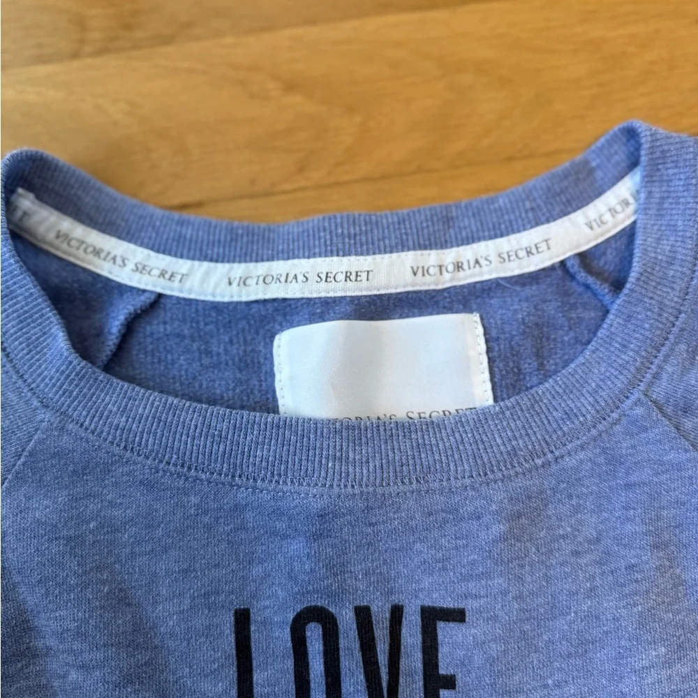 Victoria Secret Y2K Love Angel Heart Graphic Blue Crew Neck Sweatshirt Size S - Picture 6 of 9